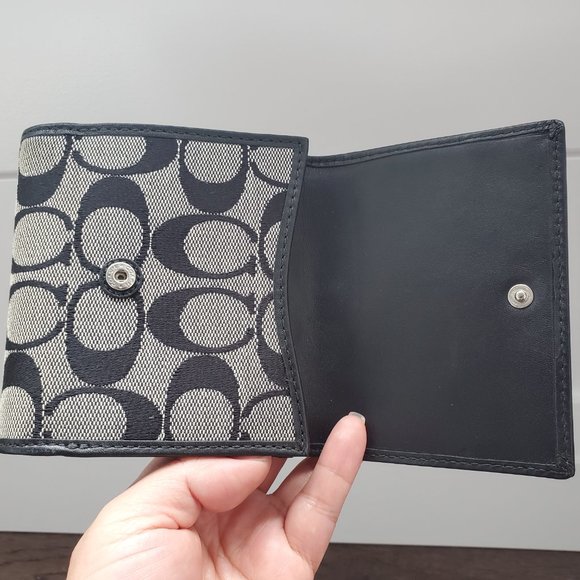 Coach Signature Leather and Canvas Wallet Black Colour - Picture 3 of 10